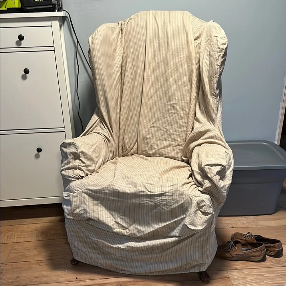 Room Essentials Cream & Khaki Wingback Chair Cover
